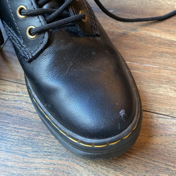 Dr. Martens boots - Picture 2 of 7